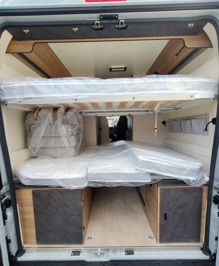 Campervan nuevo Fiat Ducato Rimor Horus 45 NEW AUTOMAT Grau Truma Diesel Lampen FULL LED 4-Sitzer: foto 11