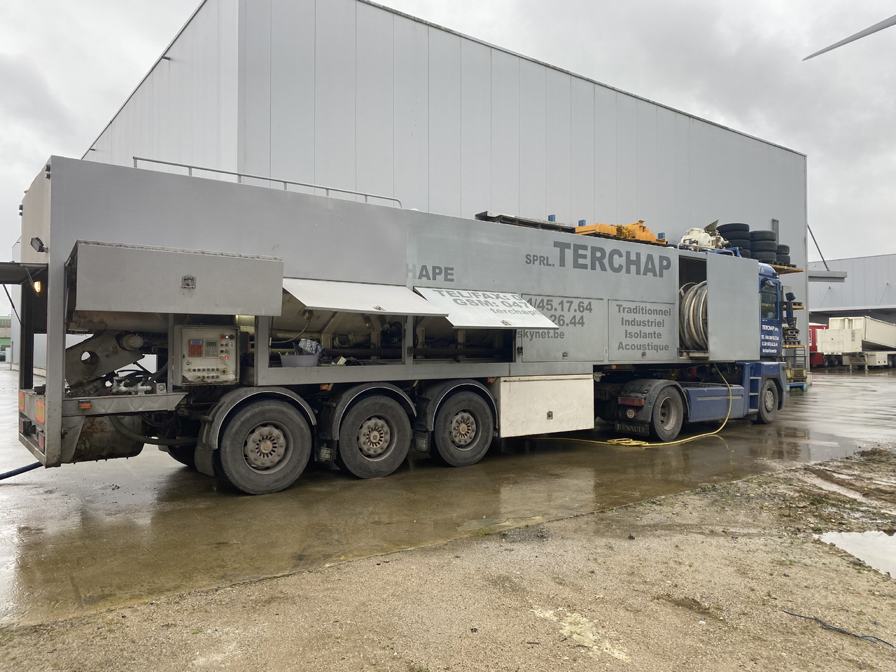 Mcmachine KWB SEMI REMORQUE A CHAPE Mcmachine KWB SEMI REMORQUE A CHAPE - Semireboque: foto 4 Mcmachine KWB SEMI REMORQUE A CHAPE Mcmachine KWB SEMI REMORQUE A CHAPE - Semireboque: foto 4