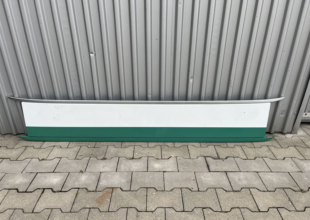 Blenda na maskę Volvo FH5 euro 6 FH 5 - Capô de Caminhão: foto 1 Blenda na maskę Volvo FH5 euro 6 FH 5 - Capô de Caminhão: foto 1