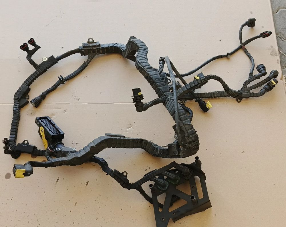 DAF XF 106 EURO 6 MX13 WIĄZKA INSTALACJA SILNIKA - Cables/ Wire harness de Caminhão: foto 2 DAF XF 106 EURO 6 MX13 WIĄZKA INSTALACJA SILNIKA - Cables/ Wire harness de Caminhão: foto 2