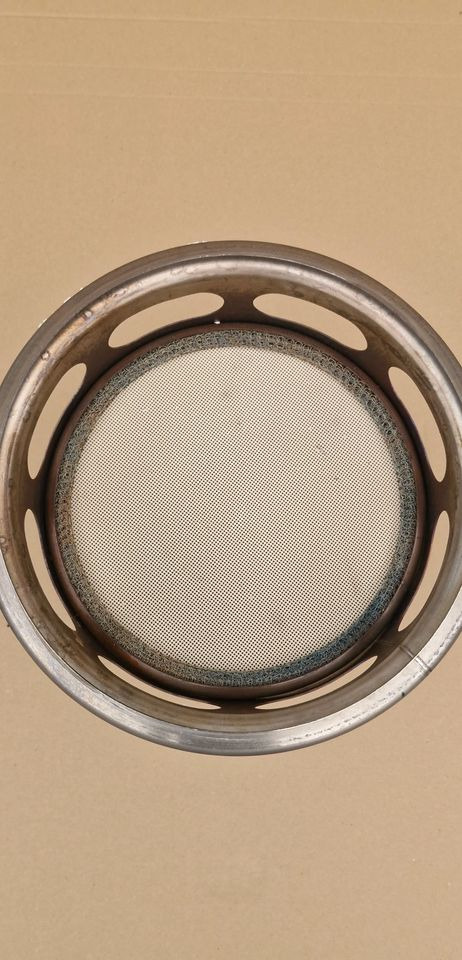 DAF XF XG FILTR CZĄSTEK STAŁYCH DPF 2410279 - Silenciador/ Sistema de escape de Caminhão: foto 2 DAF XF XG FILTR CZĄSTEK STAŁYCH DPF 2410279 - Silenciador/ Sistema de escape de Caminhão: foto 2