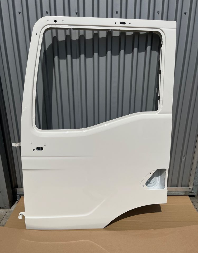 Drzwi lewe MAN TGS TG3 TGM TGL euro 6 drzwi kierowcy nowy model - Porta e peças de Caminhão: foto 1 Drzwi lewe MAN TGS TG3 TGM TGL euro 6 drzwi kierowcy nowy model - Porta e peças de Caminhão: foto 1