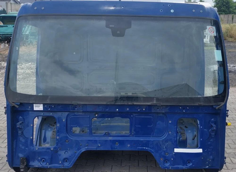KABINA VOLVO FL 2022R - Cabine de Caminhão: foto 1 KABINA VOLVO FL 2022R - Cabine de Caminhão: foto 1