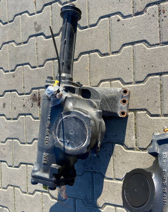 Kolumna kierownicza MAN TGX TGS euro 6 przekładnia - Caixa de direção de Caminhão: foto 1 Kolumna kierownicza MAN TGX TGS euro 6 przekładnia - Caixa de direção de Caminhão: foto 1