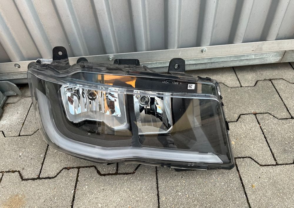 Lampa MAN TG3 TGX TGS H7+LED nowy model reflektor RH - Iluminação de Caminhão: foto 1 Lampa MAN TG3 TGX TGS H7+LED nowy model reflektor RH - Iluminação de Caminhão: foto 1