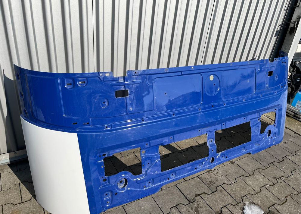 Maska Volvo FH4 euro 6 atrapa FH 4 - Capô de Caminhão: foto 1 Maska Volvo FH4 euro 6 atrapa FH 4 - Capô de Caminhão: foto 1