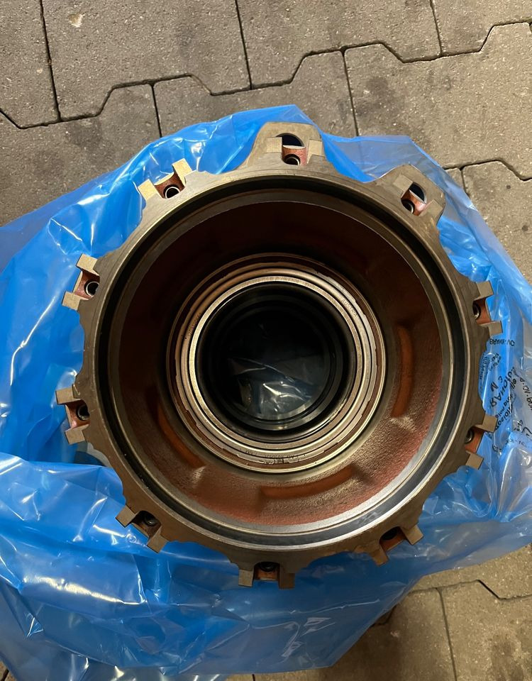 NOWA Piasta koła tylnego DAF XF CF oryginał - Cubo de roda de Caminhão: foto 3 NOWA Piasta koła tylnego DAF XF CF oryginał - Cubo de roda de Caminhão: foto 3