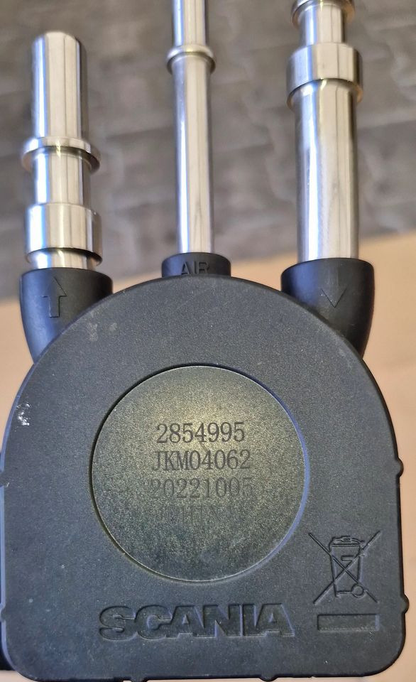 SCANIA R S SMOK CZUJNIK POZIOMU PALIWA 2854995 - Fornecimento de combustível de Caminhão: foto 2 SCANIA R S SMOK CZUJNIK POZIOMU PALIWA 2854995 - Fornecimento de combustível de Caminhão: foto 2
