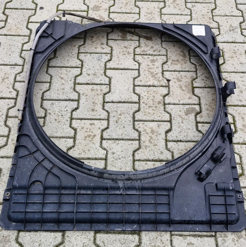 VOLVO FH4 TUNEL CHŁODNICY - Sistema de arrefecimento: foto 1 VOLVO FH4 TUNEL CHŁODNICY - Sistema de arrefecimento: foto 1