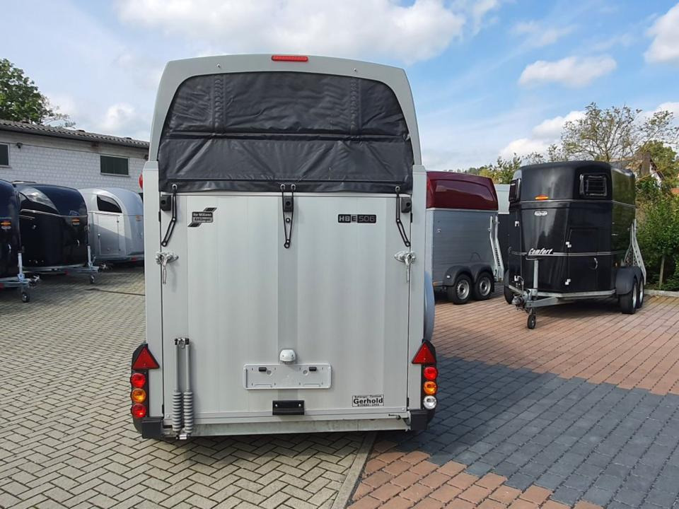 ALU Pferdeanhänger Ifor Williams HB 506 Flügeltür Sattelkammer - Reboque para cavalos: foto 4 ALU Pferdeanhänger Ifor Williams HB 506 Flügeltür Sattelkammer - Reboque para cavalos: foto 4