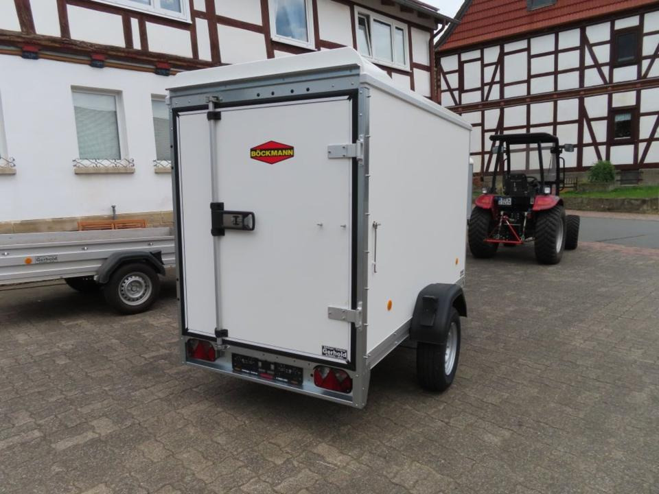 Böckmann KT 2513/135 PKW-Anhänger, Koffer, 1,35to., 100 km/h - Reboque furgão: foto 4 Böckmann KT 2513/135 PKW-Anhänger, Koffer, 1,35to., 100 km/h - Reboque furgão: foto 4