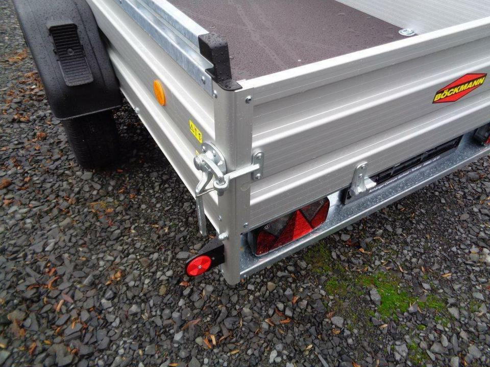 Reboque para carros Böckmann PKW-Anhänger , 1,35to. Aluaufbau 100 km/h: foto 7