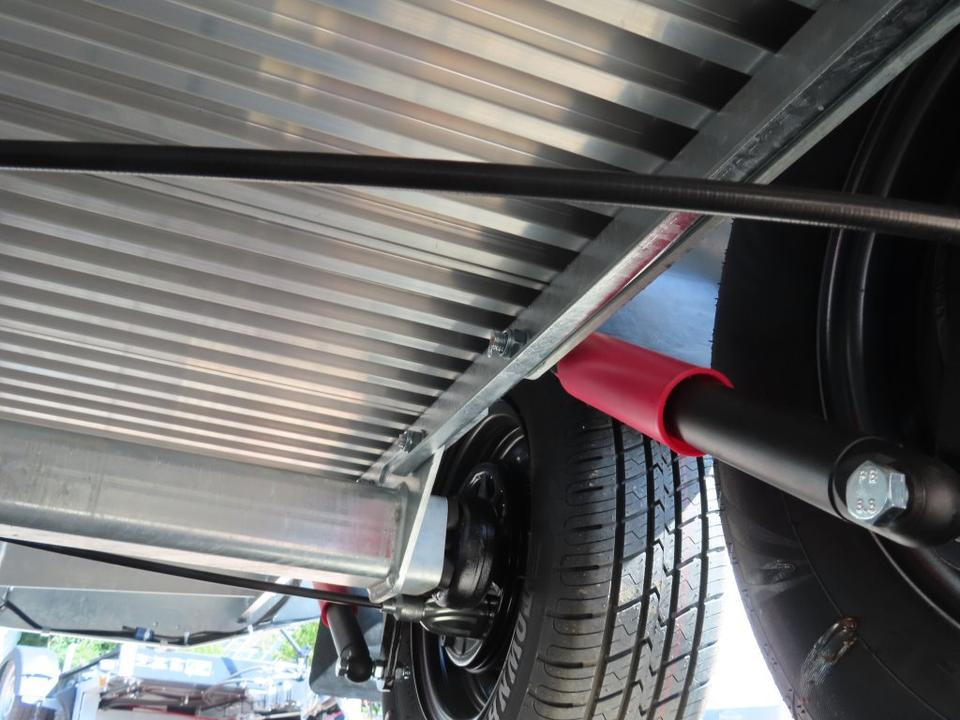 Böckmann Pferdeanhänger Champion Esprit Flügeltür Sattelkammer - Reboque para cavalos: foto 5 Böckmann Pferdeanhänger Champion Esprit Flügeltür Sattelkammer - Reboque para cavalos: foto 5