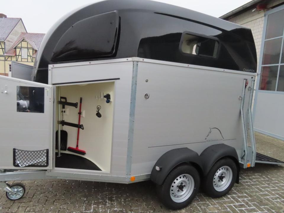 Reboque para cavalos Böckmann Pferdeanhänger Champion R extra Fenster Dachlüfter SaKa.: foto 10