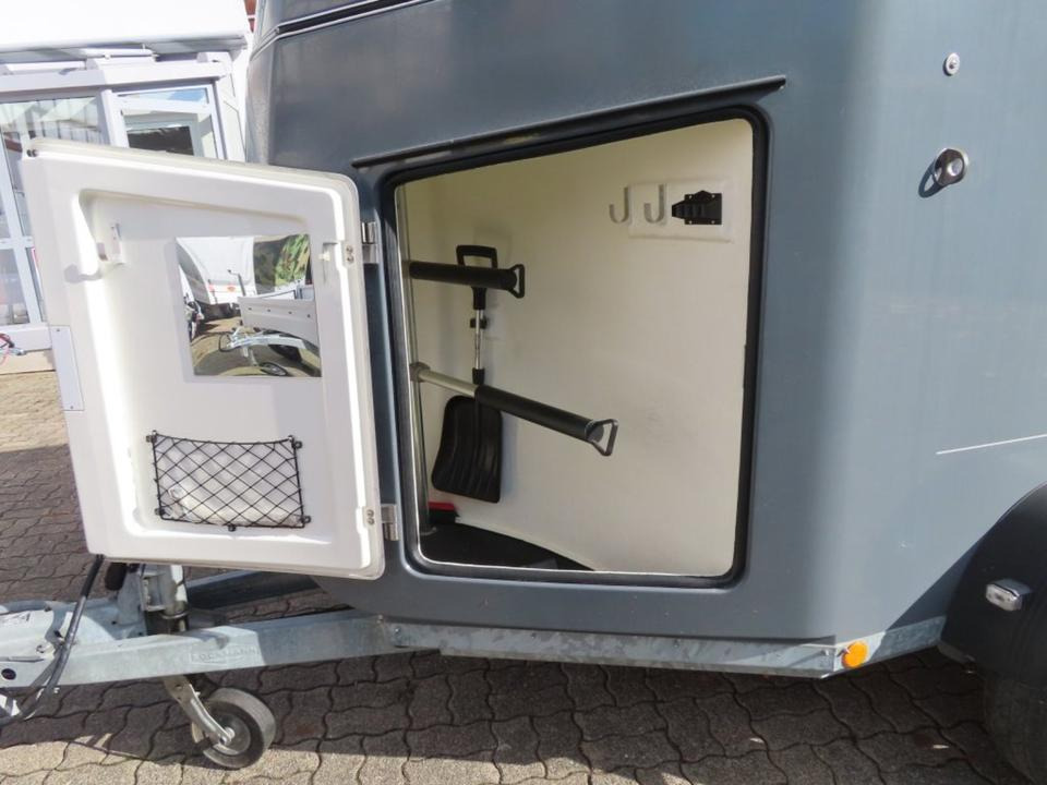 Böckmann, Pferdeanhänger, Comfort,CFF,,Aluboden, SaKa, 100 km/h - Reboque para cavalos: foto 4 Böckmann, Pferdeanhänger, Comfort,CFF,,Aluboden, SaKa, 100 km/h - Reboque para cavalos: foto 4