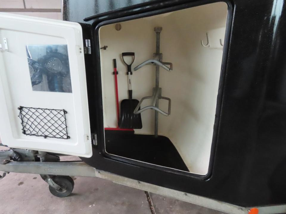 Böckmann,Pferdeanhänger,Comfort "Western" ALUBODEN, 100 km/h - Reboque para cavalos: foto 4 Böckmann,Pferdeanhänger,Comfort "Western" ALUBODEN, 100 km/h - Reboque para cavalos: foto 4