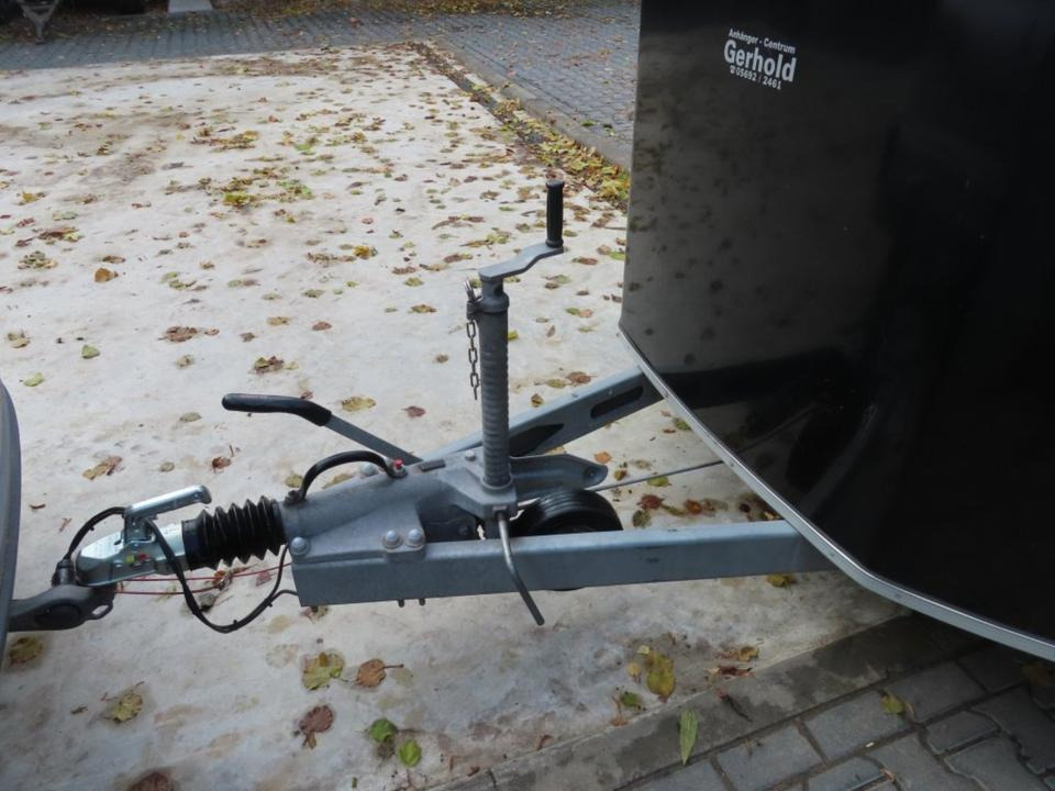 Cheval, Pferdeanhänger, Maxi 4,Schrägsteher, Tür/Rampe, 100 km/h - Reboque para cavalos: foto 5 Cheval, Pferdeanhänger, Maxi 4,Schrägsteher, Tür/Rampe, 100 km/h - Reboque para cavalos: foto 5