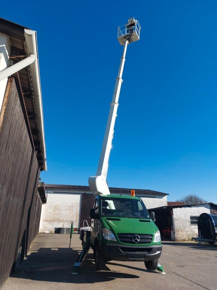 Mercedes Wumag Arbeitsbühne Hubsteiger Hebebühne 3,5t 22m - Caminhão com plataforma aérea: foto 3 Mercedes Wumag Arbeitsbühne Hubsteiger Hebebühne 3,5t 22m - Caminhão com plataforma aérea: foto 3