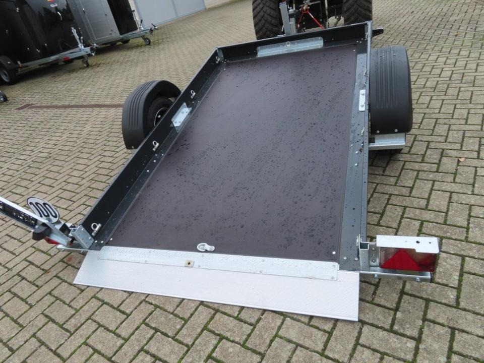 PKW Absenkanhänger, Unsinn, 750 kg, ungebremst, 100 km/h - Reboque plataforma/ Caixa aberta: foto 5 PKW Absenkanhänger, Unsinn, 750 kg, ungebremst, 100 km/h - Reboque plataforma/ Caixa aberta: foto 5