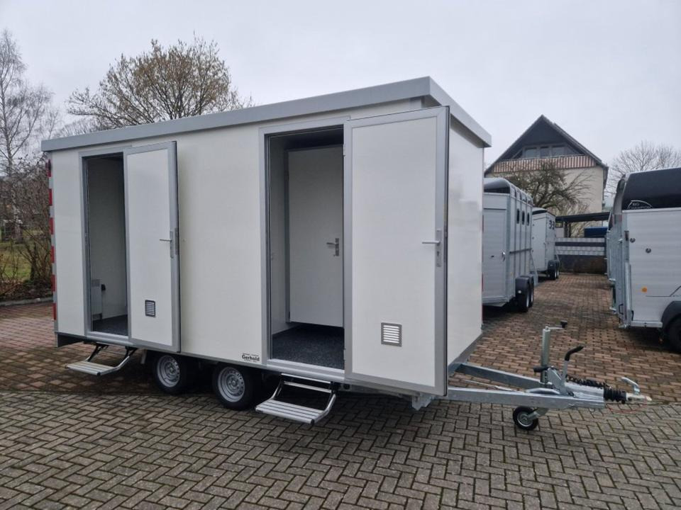Toilettenwagen WC Wagen Klowagen Mieten Leihen - Casa contentor, Reboque: foto 1 Toilettenwagen WC Wagen Klowagen Mieten Leihen - Casa contentor, Reboque: foto 1