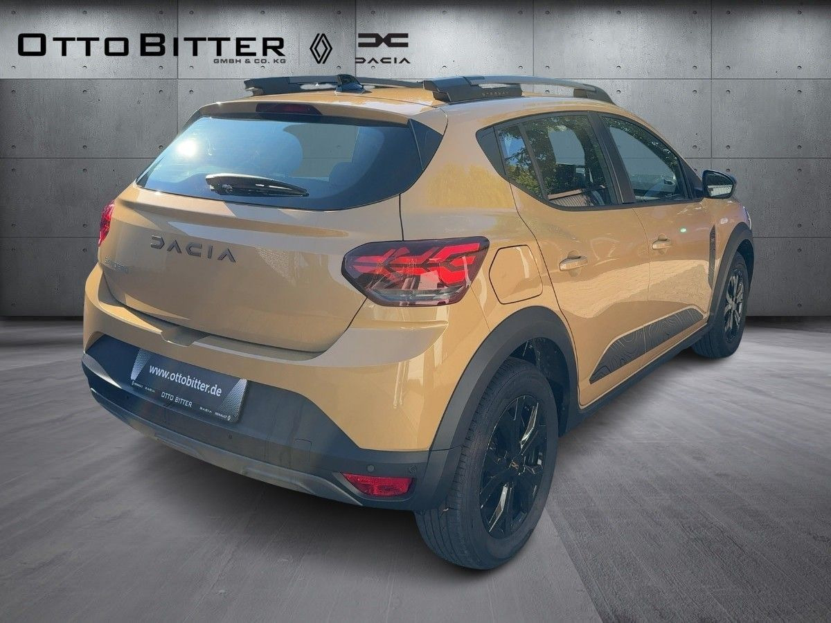 Dacia Sandero Stepway Extreme TCe110 CITY-PAKET/NAVI - Sedã: foto 4 Dacia Sandero Stepway Extreme TCe110 CITY-PAKET/NAVI - Sedã: foto 4