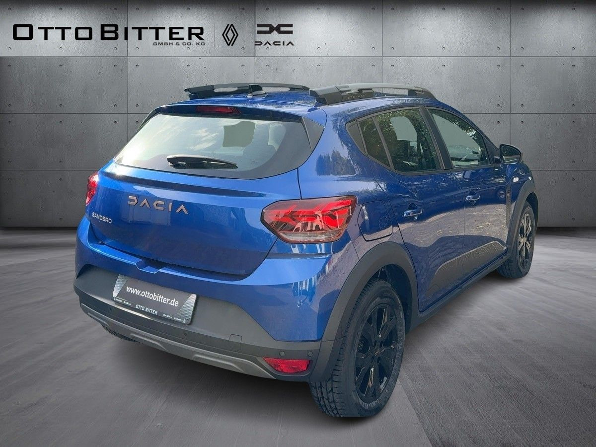 Dacia Sandero Stepway Extreme TCe110 CITY-PAKET/NAVI - Sedã: foto 4 Dacia Sandero Stepway Extreme TCe110 CITY-PAKET/NAVI - Sedã: foto 4