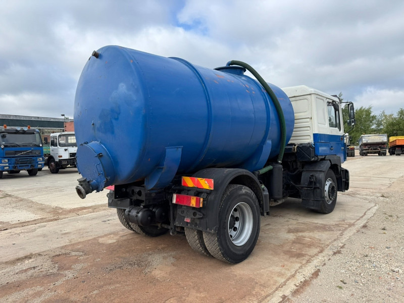 MAN 19.343 (12.000L / MANUAL GEARBOX / EURO 2 / PERFECT) - Caminhão limpa fossa: foto 5 MAN 19.343 (12.000L / MANUAL GEARBOX / EURO 2 / PERFECT) - Caminhão limpa fossa: foto 5