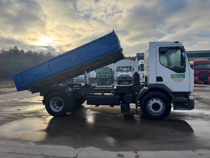 Renault Premium 260 (SUSPENISON LAMES / POMPE MANUELLE / BOITE MANUELLE / EURO 2) - Caminhão basculante: foto 4 Renault Premium 260 (SUSPENISON LAMES / POMPE MANUELLE / BOITE MANUELLE / EURO 2) - Caminhão basculante: foto 4