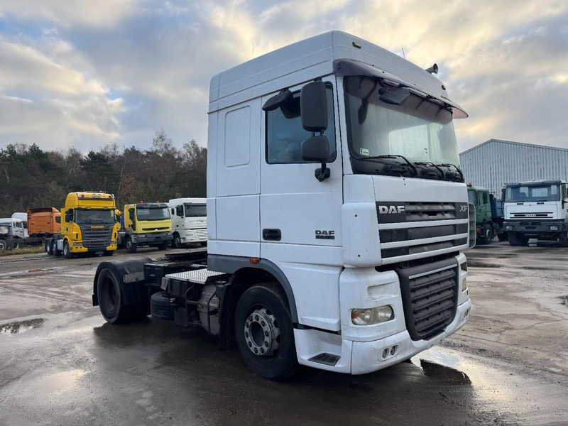DAF 105 XF 460 Space Cab (MANUAL GEARBOX / BOITE MANUELLE / PERFECT CONDITION) - Tractor: foto 3 DAF 105 XF 460 Space Cab (MANUAL GEARBOX / BOITE MANUELLE / PERFECT CONDITION) - Tractor: foto 3