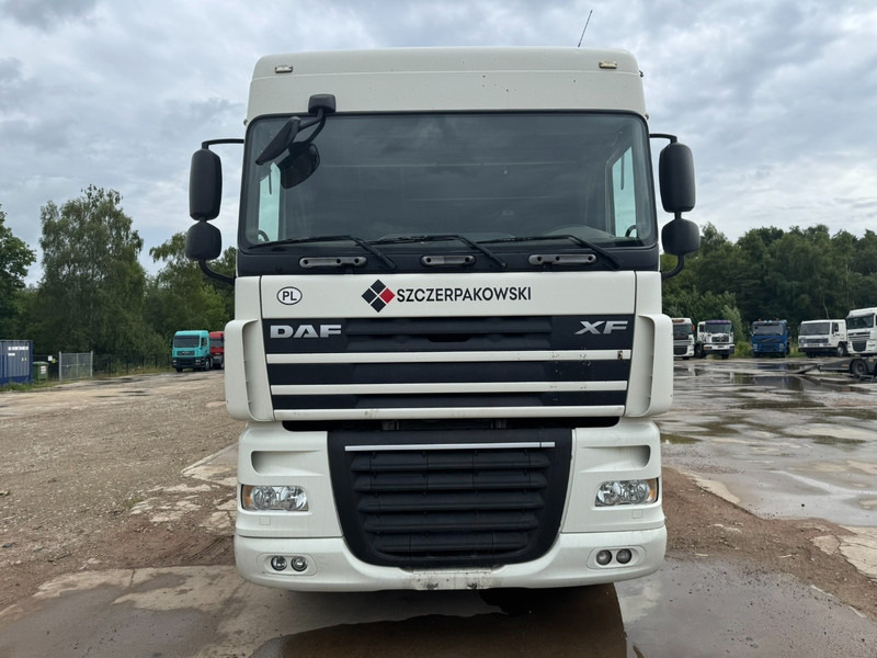 DAF 105 XF 460 Space Cab (PTO / HYDRAULIC PUMP / PERFECT) - Tractor: foto 2 DAF 105 XF 460 Space Cab (PTO / HYDRAULIC PUMP / PERFECT) - Tractor: foto 2