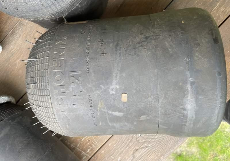 Mercedes-Benz Tourimo - Suspensão a ar de Ônibus: foto 2 Mercedes-Benz Tourimo - Suspensão a ar de Ônibus: foto 2