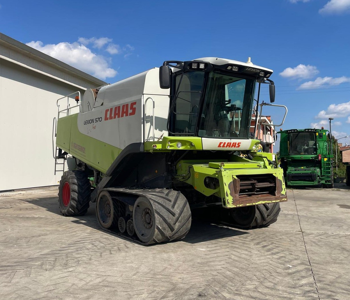 CLAAS MIETITREBBIA LEXION 570TT - Ceifeira debulhadora: foto 2 CLAAS MIETITREBBIA LEXION 570TT - Ceifeira debulhadora: foto 2