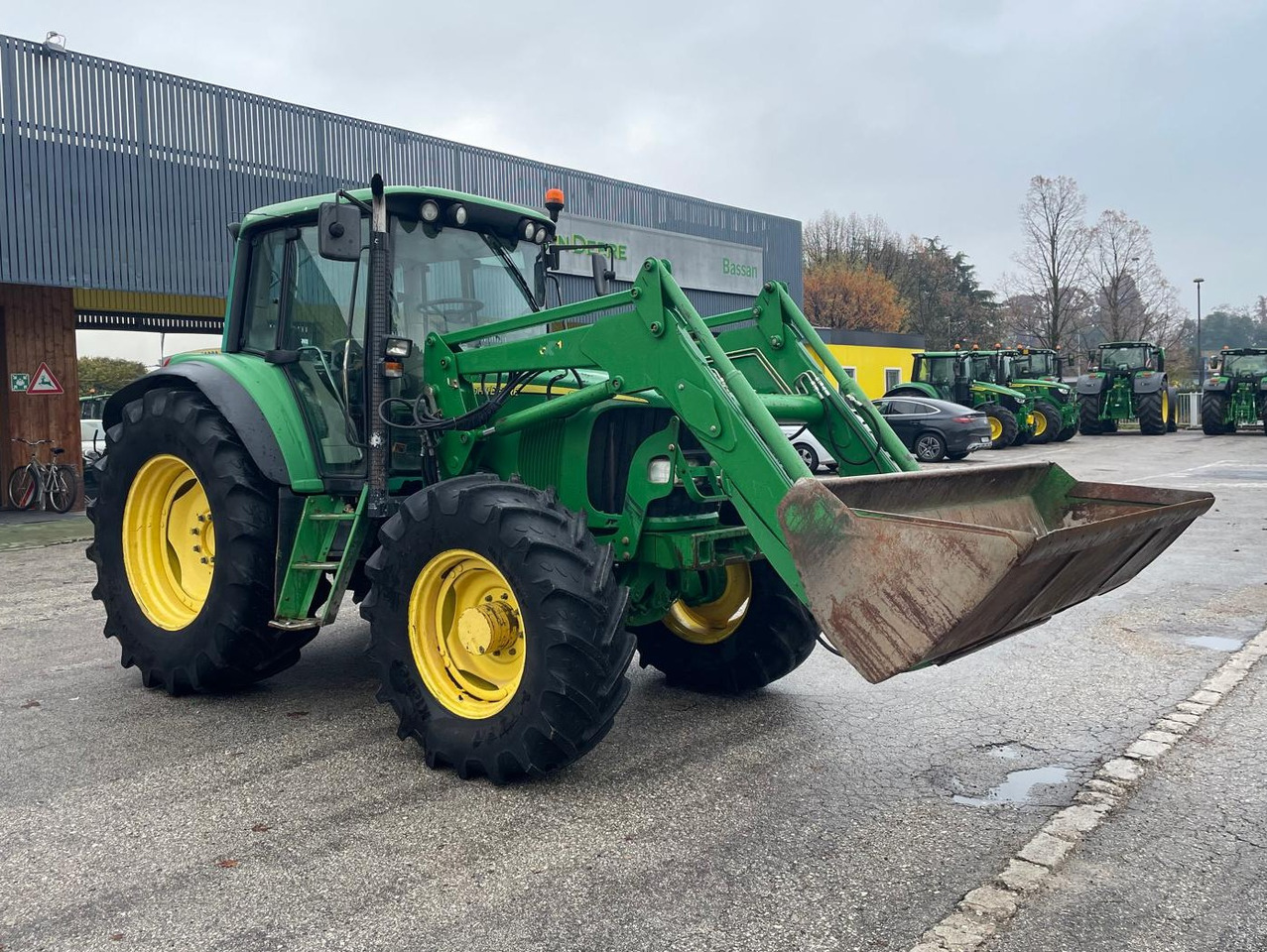 JOHN DEERE 6420 S - Trator: foto 3 JOHN DEERE 6420 S - Trator: foto 3