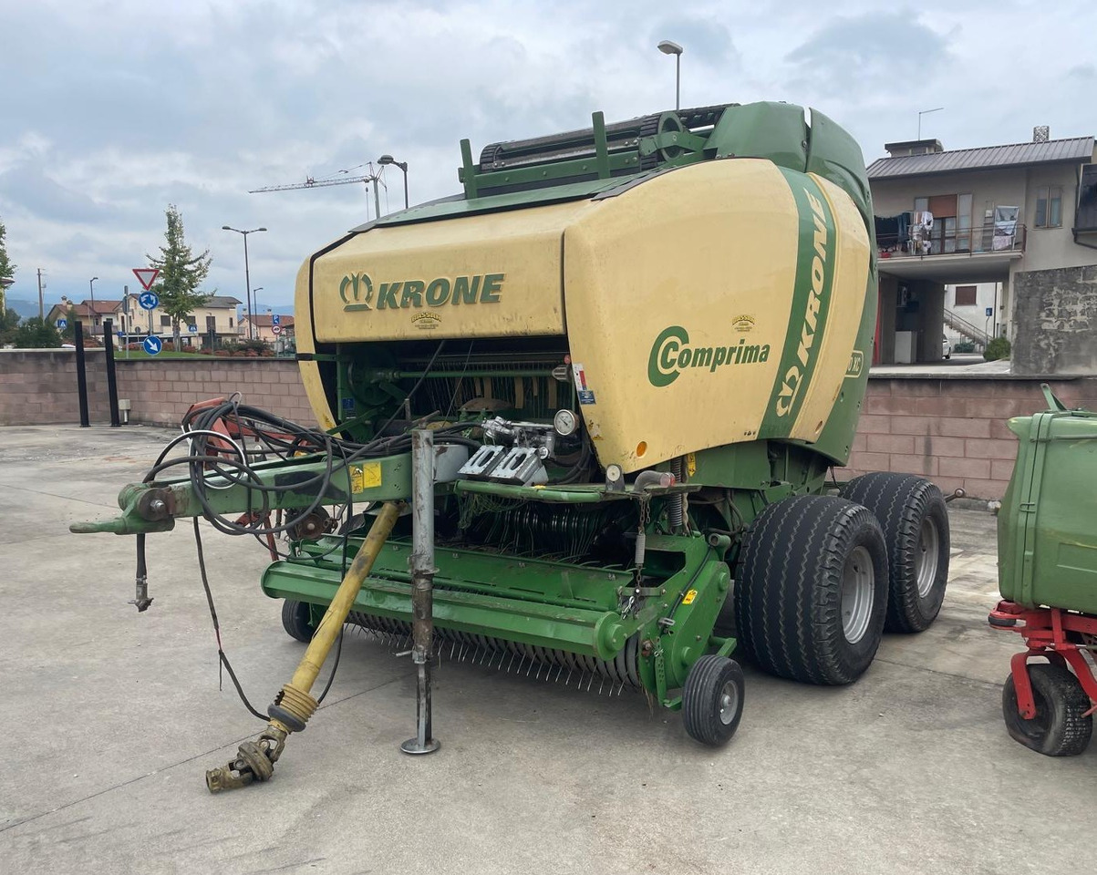 KRONE ROTOPRESSA V 180 XC - Enfardadeira de fardos redondos: foto 1 KRONE ROTOPRESSA V 180 XC - Enfardadeira de fardos redondos: foto 1