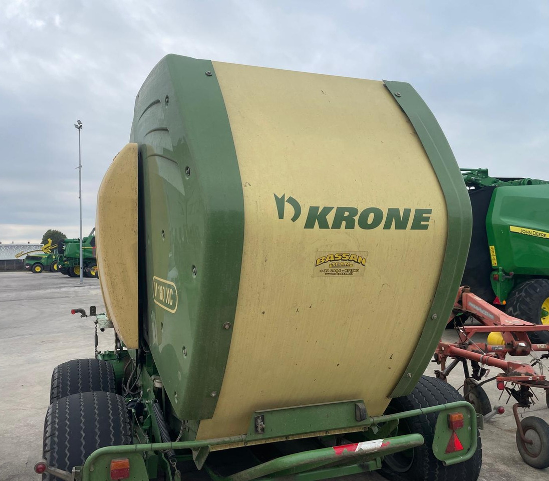 KRONE ROTOPRESSA V 180 XC - Enfardadeira de fardos redondos: foto 2 KRONE ROTOPRESSA V 180 XC - Enfardadeira de fardos redondos: foto 2