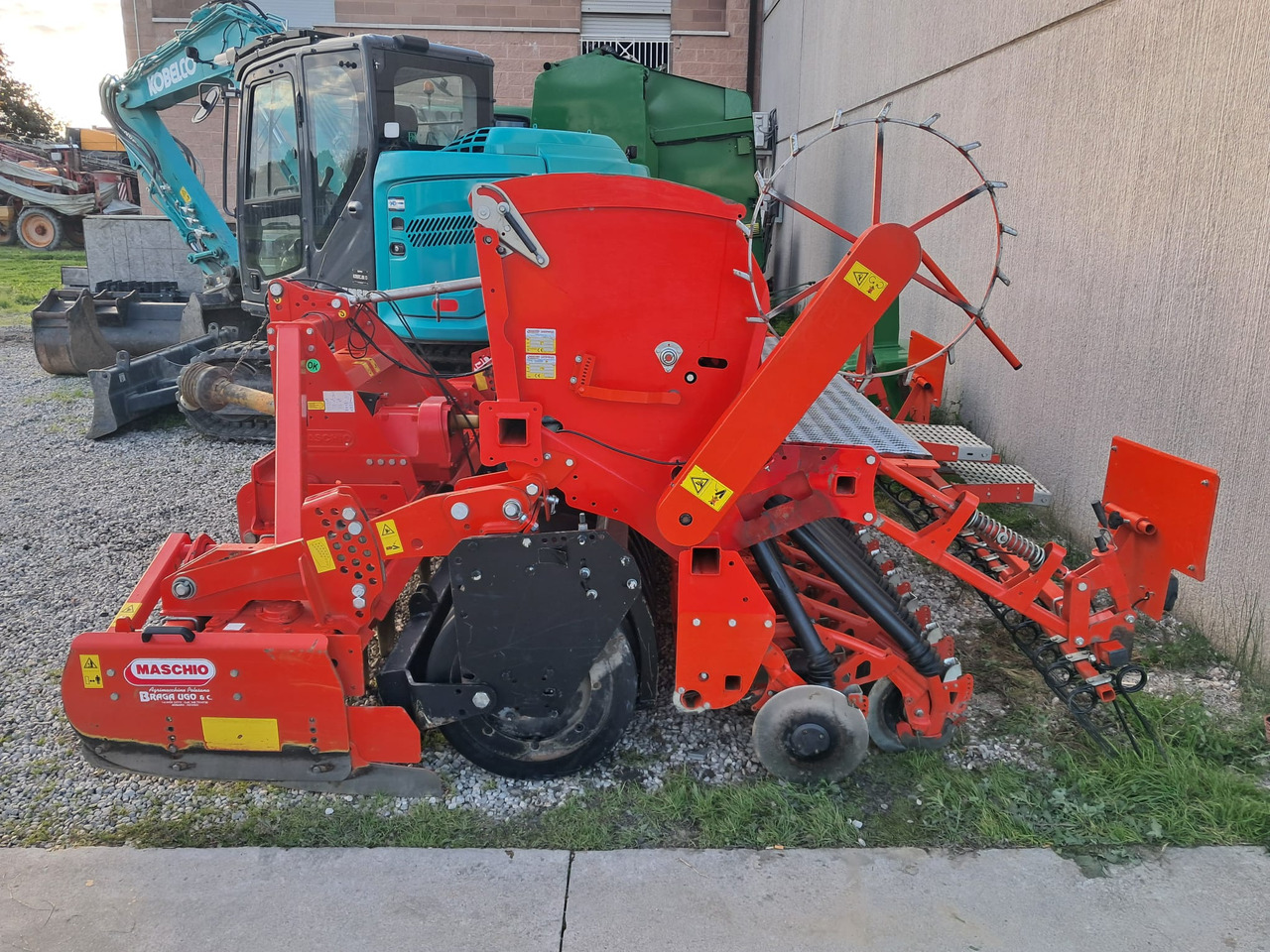 MASCHIO SEMINATRICE COMBINATA DAMA 300 - Semeadora combinada: foto 2 MASCHIO SEMINATRICE COMBINATA DAMA 300 - Semeadora combinada: foto 2