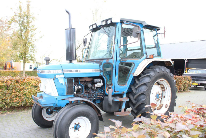 Ford 5110 - Trator: foto 5 Ford 5110 - Trator: foto 5