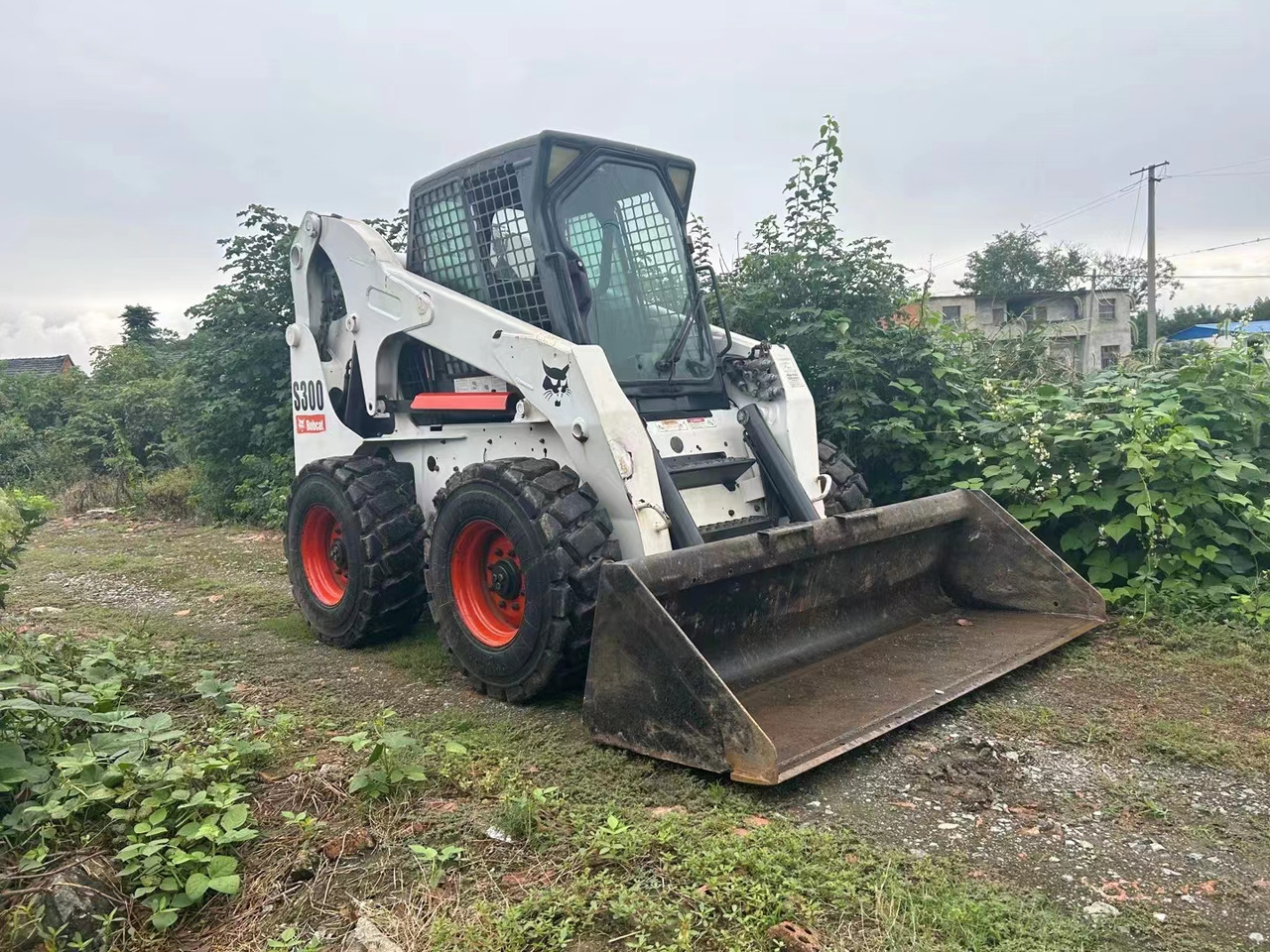 BOBCAT S300 - Mini carregadeira: foto 3 BOBCAT S300 - Mini carregadeira: foto 3