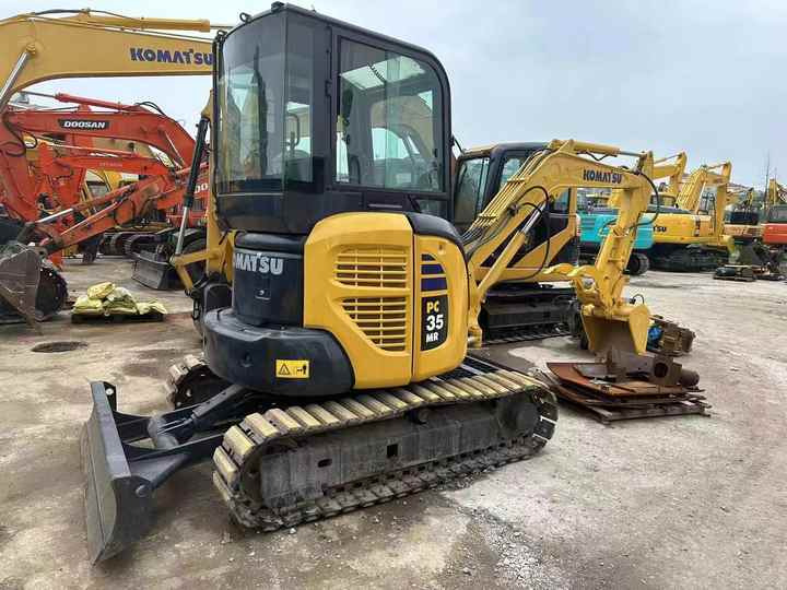 Best Quality Komatsu PC35mr Used Mini Excavator Earth-moving Machinery in Good Performance - Escavadora de rastos: foto 3 Best Quality Komatsu PC35mr Used Mini Excavator Earth-moving Machinery in Good Performance - Escavadora de rastos: foto 3