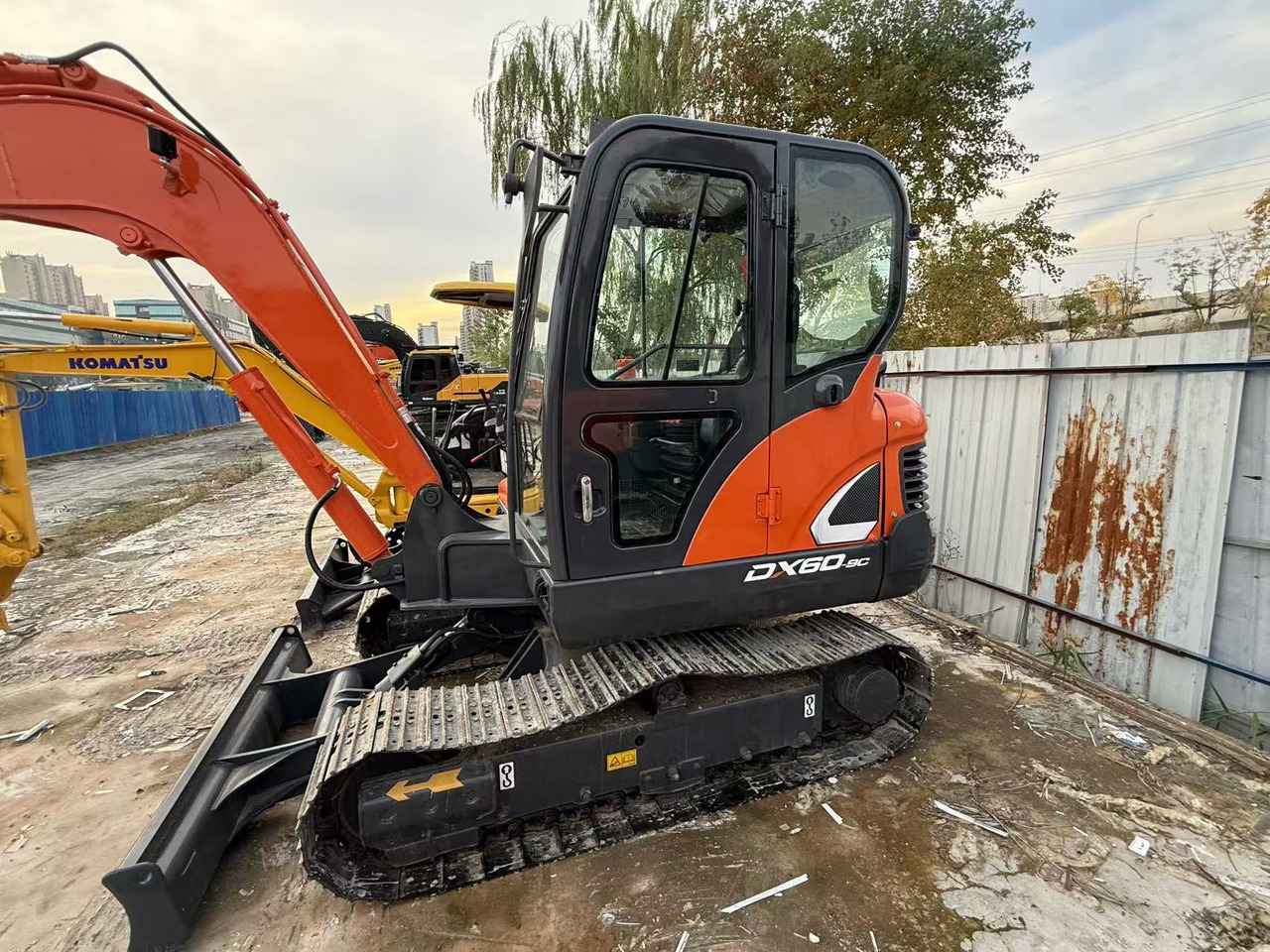 DOOSAN Used large Doosan DX60 excavators, original DX60 used excavators, 6-ton DX60 hydraulic excavators, best-selling at low prices. - Mini escavadeira: foto 4 DOOSAN Used large Doosan DX60 excavators, original DX60 used excavators, 6-ton DX60 hydraulic excavators, best-selling at low prices. - Mini escavadeira: foto 4