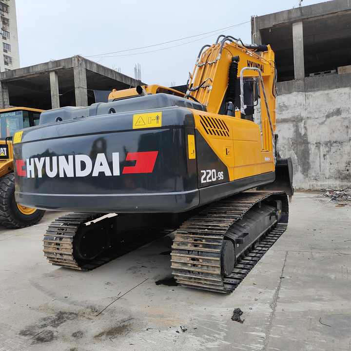 Hyundai Digger 220lc-9s Second Hand Korea Made High Performance Machine Hyundai Excavator for Sale - Escavadora de rastos: foto 5 Hyundai Digger 220lc-9s Second Hand Korea Made High Performance Machine Hyundai Excavator for Sale - Escavadora de rastos: foto 5