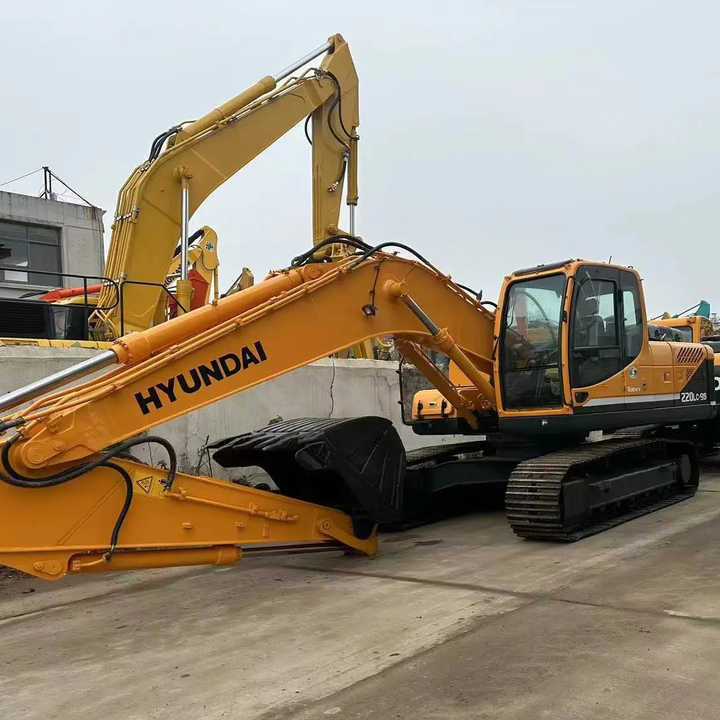 Hyundai Digger 220lc-9s Second Hand Korea Made High Performance Machine Hyundai Excavator for Sale - Escavadora de rastos: foto 3 Hyundai Digger 220lc-9s Second Hand Korea Made High Performance Machine Hyundai Excavator for Sale - Escavadora de rastos: foto 3