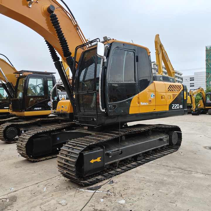 Hyundai Digger 220lc-9s Second Hand Korea Made High Performance Machine Hyundai Excavator for Sale - Escavadora de rastos: foto 2 Hyundai Digger 220lc-9s Second Hand Korea Made High Performance Machine Hyundai Excavator for Sale - Escavadora de rastos: foto 2