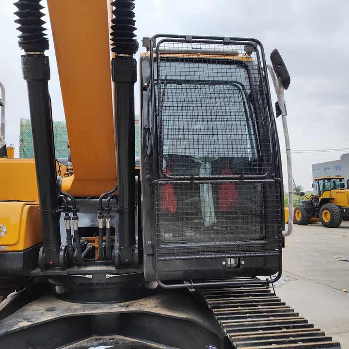 Hyundai Digger 220lc-9s Second Hand Korea Made High Performance Machine Hyundai Excavator for Sale - Escavadora de rastos: foto 3 Hyundai Digger 220lc-9s Second Hand Korea Made High Performance Machine Hyundai Excavator for Sale - Escavadora de rastos: foto 3