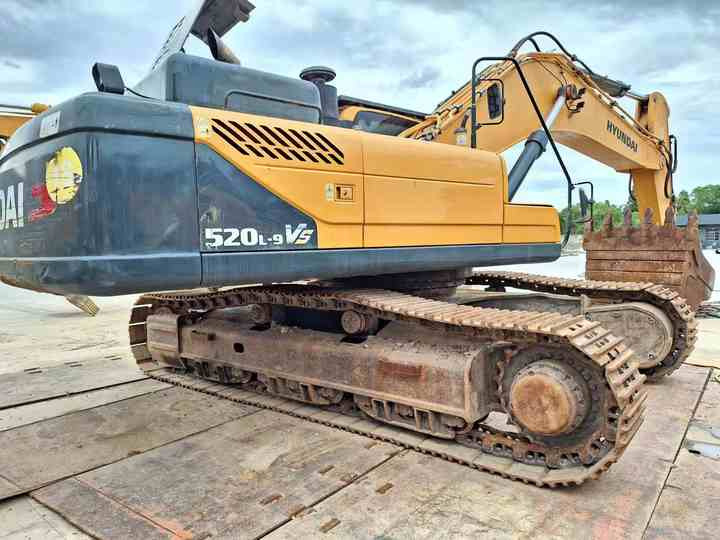 Hyundai Digger 520lvs Second Hand Korea Made High Performance Machine Hyundai Excavator for Sale - Escavadora de rastos: foto 2 Hyundai Digger 520lvs Second Hand Korea Made High Performance Machine Hyundai Excavator for Sale - Escavadora de rastos: foto 2