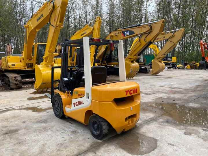 Japanese Forklifts Telehandler Used TCM Forklift Diesel Forklift 3Ton Pallet Truck - Empilhadeira: foto 3 Japanese Forklifts Telehandler Used TCM Forklift Diesel Forklift 3Ton Pallet Truck - Empilhadeira: foto 3