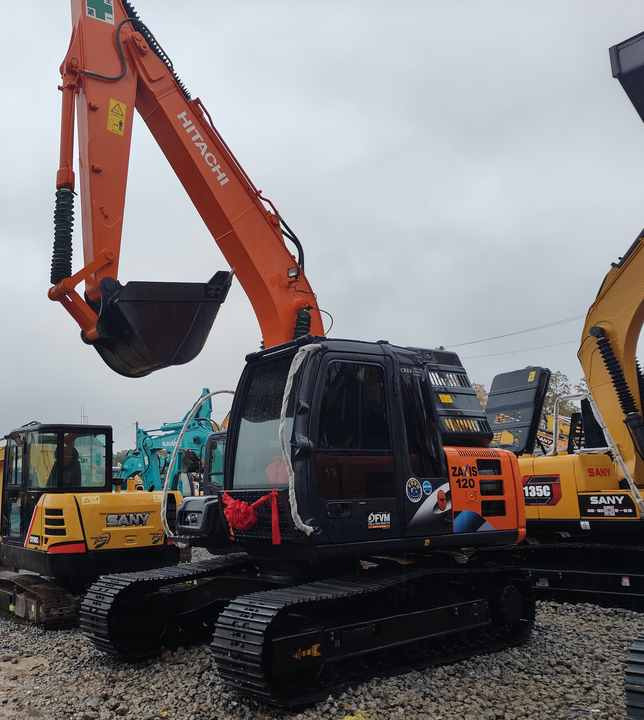 Original Hitachi ZX120 Crawler Excavator Low Hours Perfect for Various Projects Available Used Excavators for Sale - Escavadora de rastos: foto 4 Original Hitachi ZX120 Crawler Excavator Low Hours Perfect for Various Projects Available Used Excavators for Sale - Escavadora de rastos: foto 4
