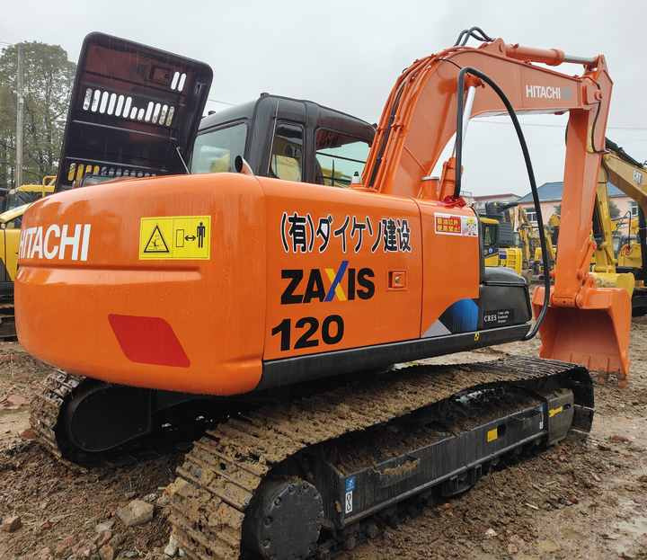 Original Hitachi ZX120 Crawler Excavator Low Hours Perfect for Various Projects Available Used Excavators for Sale - Escavadora de rastos: foto 3 Original Hitachi ZX120 Crawler Excavator Low Hours Perfect for Various Projects Available Used Excavators for Sale - Escavadora de rastos: foto 3
