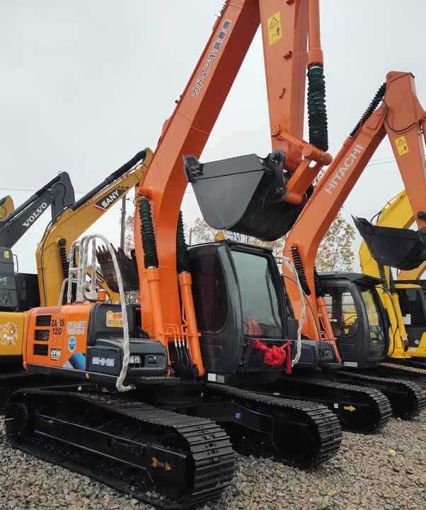 Original Hitachi ZX120 Crawler Excavator Low Hours Perfect for Various Projects Available Used Excavators for Sale - Escavadora de rastos: foto 2 Original Hitachi ZX120 Crawler Excavator Low Hours Perfect for Various Projects Available Used Excavators for Sale - Escavadora de rastos: foto 2