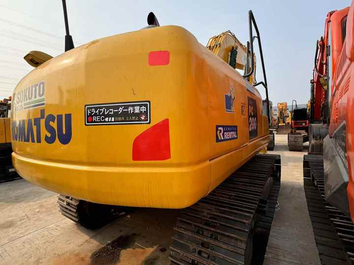 PC200-8 Low Working Hour Second Hand 20 Ton Excavator Komatsu Pc200-8 Crawler Excavator Used Komatsu Excavator PC200-8N1 - Escavadeira: foto 5 PC200-8 Low Working Hour Second Hand 20 Ton Excavator Komatsu Pc200-8 Crawler Excavator Used Komatsu Excavator PC200-8N1 - Escavadeira: foto 5